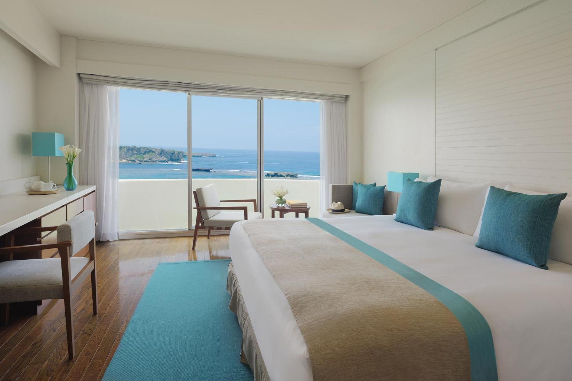 Classic King Room Ocean View Club Lounge Access
